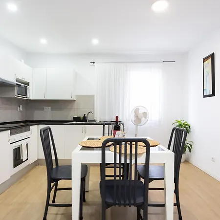 Retama Laguna Centro * La Laguna (Tenerife)